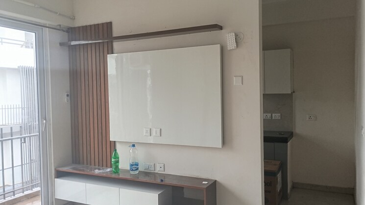 Room, smart-world-gems 2 Bedroom 1105 Sq.Ft. Apartment In Sector 89 Gurgaon 8918251