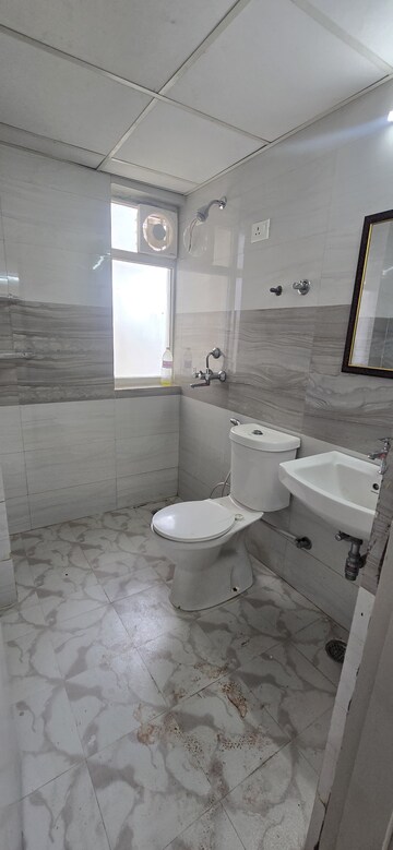 Attached Bathroom in 3 BHK Apartment at Amrapali Riverview, Amrapali Leisure Valley – for Rent