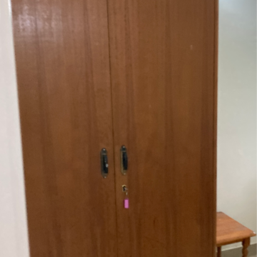 Furnished Amenities in 2.5 BHK Apartment at Park View Apartments Noida, Sector 29 – for Rent