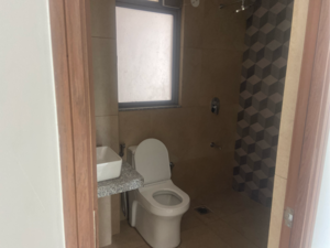 Bathroom in 3 BHK Apartment at Kalpataru Immensa E, Kolshet Industrial Area – for Sale