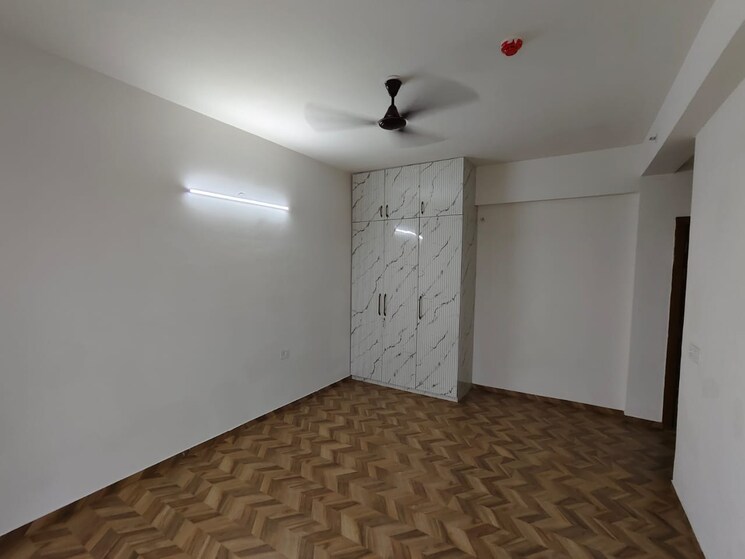 Bedroom, tulip-yellow 3 Bedroom 1704 Sq.Ft. Apartment In Sector 69 Gurgaon 8918303