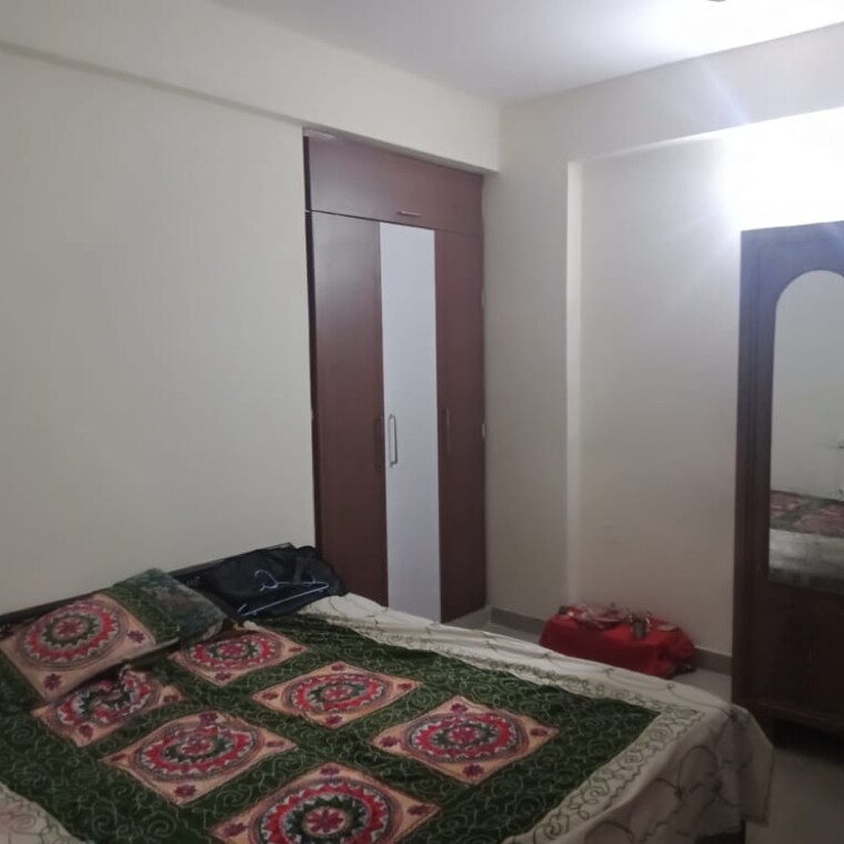 Bedroom, panchsheel-greens-ii 2.5 Bedroom 1350 Sq.Ft. Apartment In Panchsheel Green Greater Noida 8918283