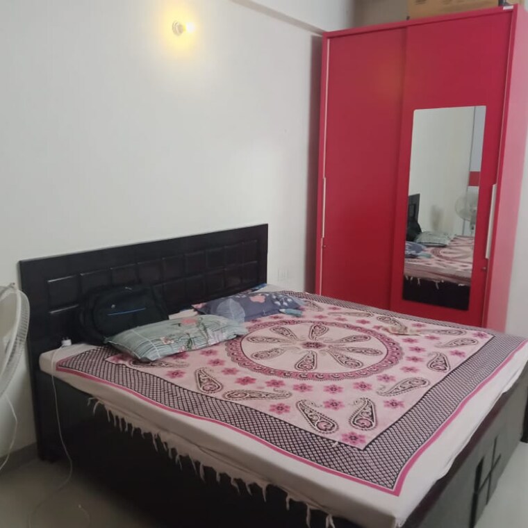 Bedroom, panchsheel-greens-ii 2.5 Bedroom 1350 Sq.Ft. Apartment In Panchsheel Green Greater Noida 8918283
