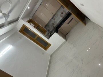 Furnished Amenities in 1 BHK Builder Floor at Saket – for Rent