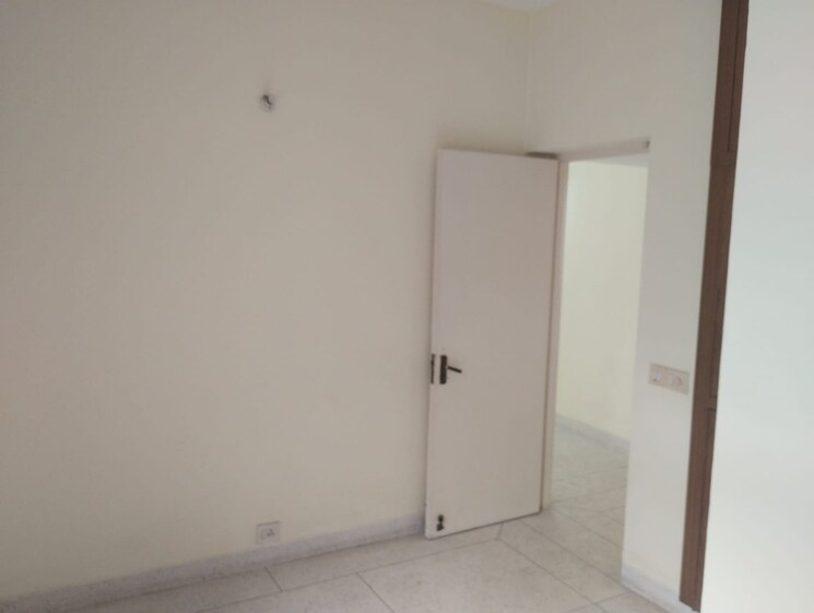 Room, unitech-arcadia 2.5 Bedroom 1200 Sq.Ft. Builder Floor In South City 2 Gurgaon 8918305