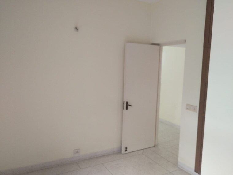 Room, unitech-arcadia 2.5 Bedroom 1200 Sq.Ft. Builder Floor In South City 2 Gurgaon 8918305