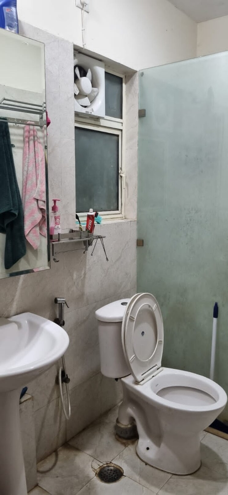 Bathroom, puri-aman-vilas 3 Bedroom 1540 Sq.Ft. Builder Floor In Sector 89 Faridabad 8918311