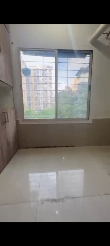 Room in 2 BHK Builder Floor at Shanti Gardens , Mira Road – for Rent