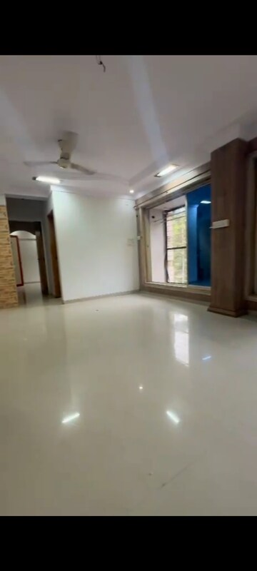 Room in 2 BHK Builder Floor at Shanti Gardens , Mira Road – for Rent
