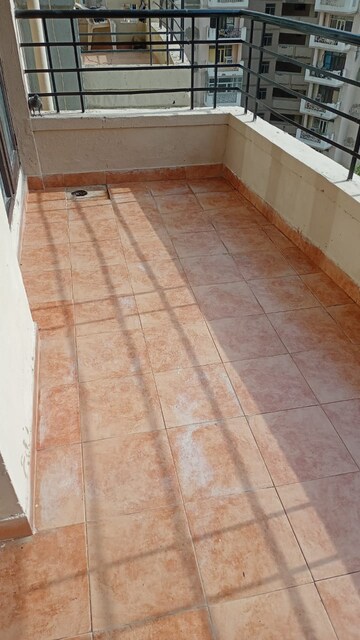 Room in 3 BHK Apartment at RPS Savana, Sector 88 – for Rent