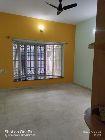 Room in 2 BHK Independent House at Hennur – for Rent