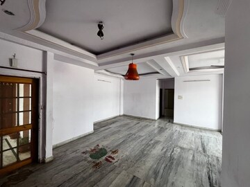 Living Room in 3 BHK Apartment at Niralanagar – for Rent
