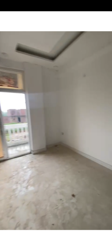 Room in 4 BHK Builder Floor at Sector 1 Greater Noida – for Sale