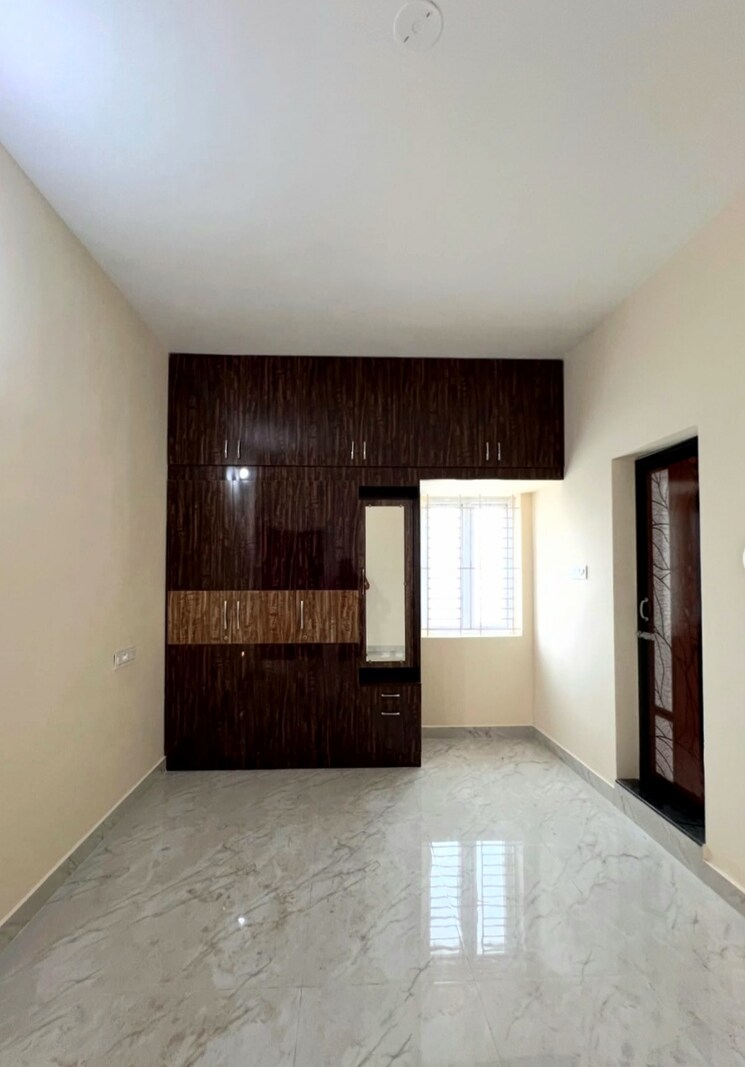 Bedroom, pooja-building 3 Bedroom 1090 Sq.Ft. Apartment In Dadar West Mumbai 8918357