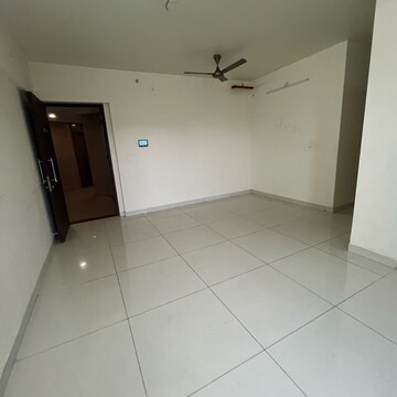Room in 2 BHK Apartment at Shapoorji Pallonji Astron, Singh Agri Estate – for Rent