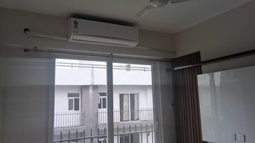 Building Lobby in 2.5 BHK Builder Floor at Smart World Gems, Sector 89 – for Rent