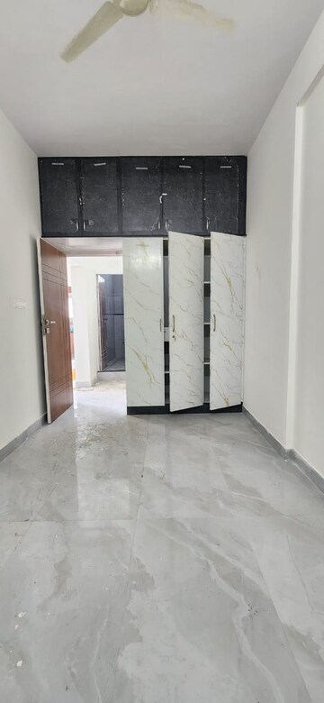 Room in 2 BHK Builder Floor at Iti Layout – for Rent