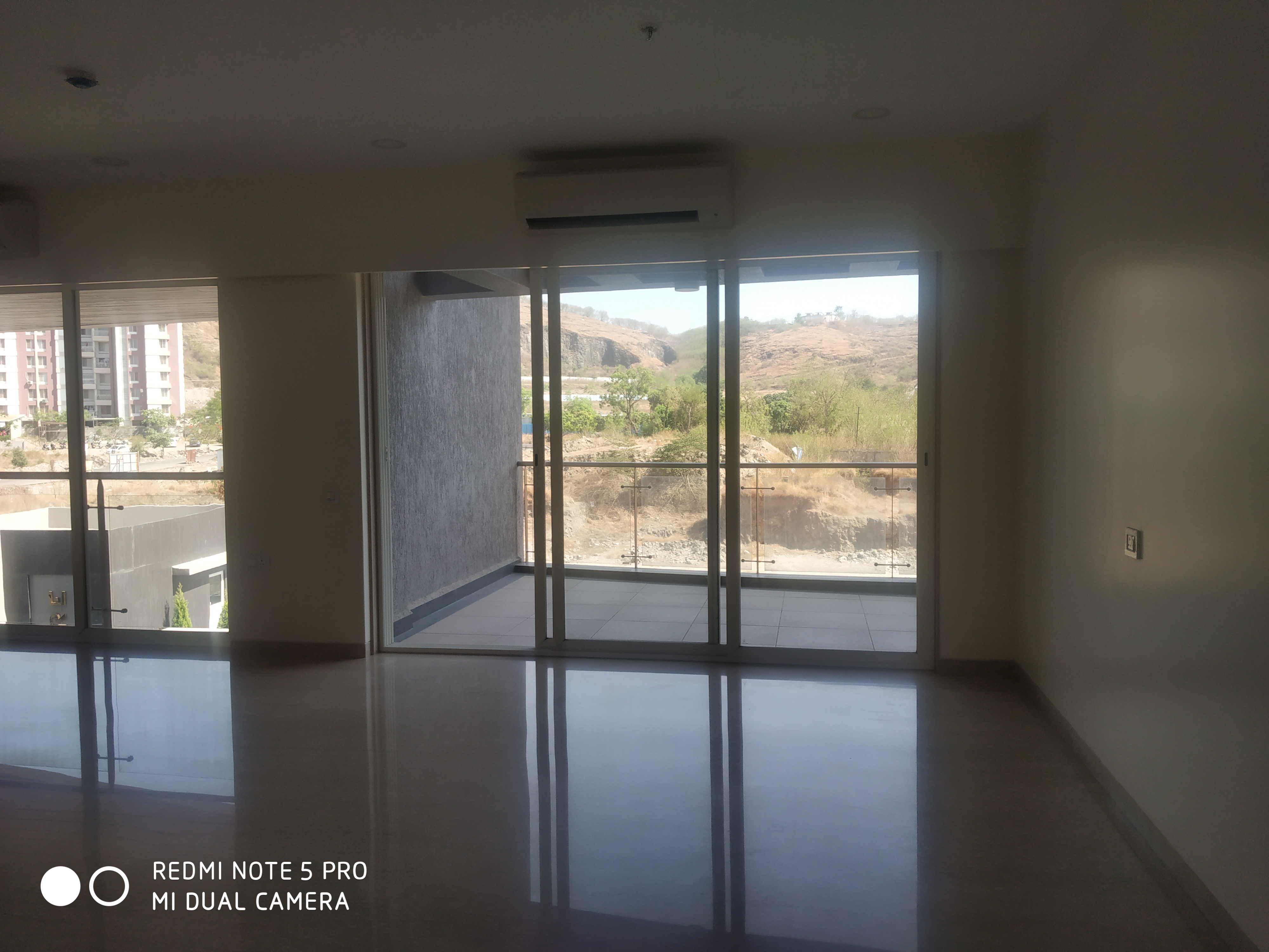 4 BHK + Pooja Room,Servant Room Apartment For Rent in Kumar Selena B