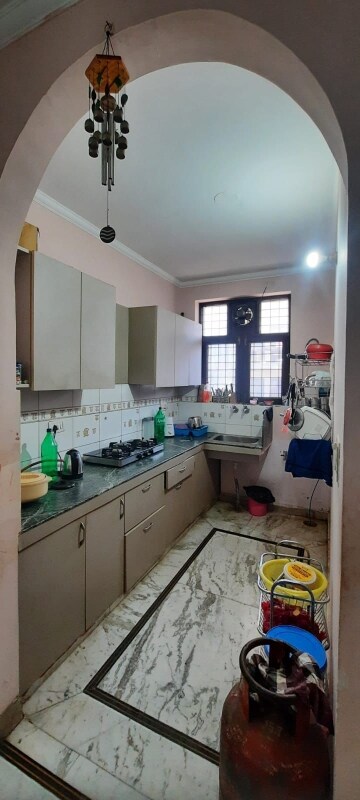 Kitchen in 2 BHK Builder Floor at Sector 46 – for Rent