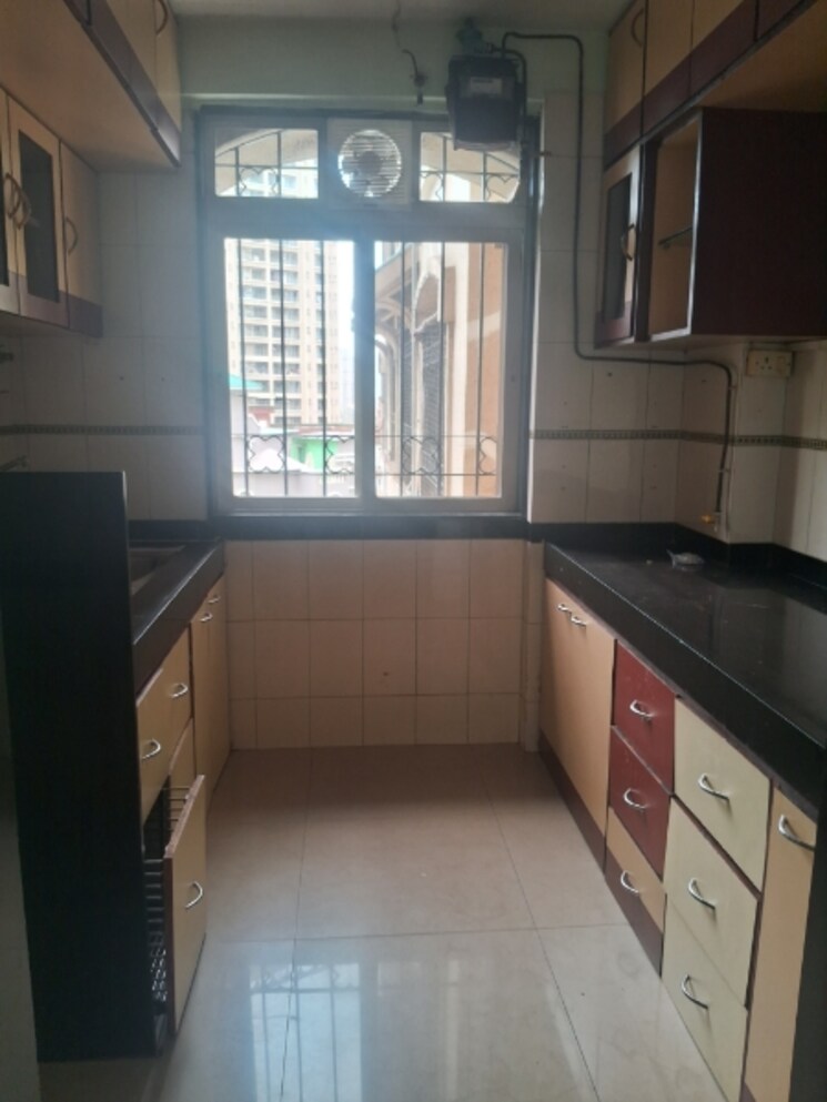 Kitchen, dosti-lotus 2 Bedroom 636 Sq.Ft. Apartment In Wadala Mumbai 8918422