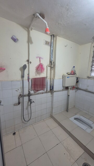 Bathroom in 1 RK Apartment at Swapnapurti CHS Kandivali, Kandivali East – for Rent