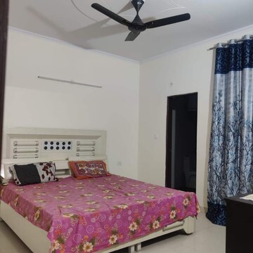 Bedroom in 3 BHK Builder Floor at Bharat Residency Gurgaon, Sector 15 – for Rent