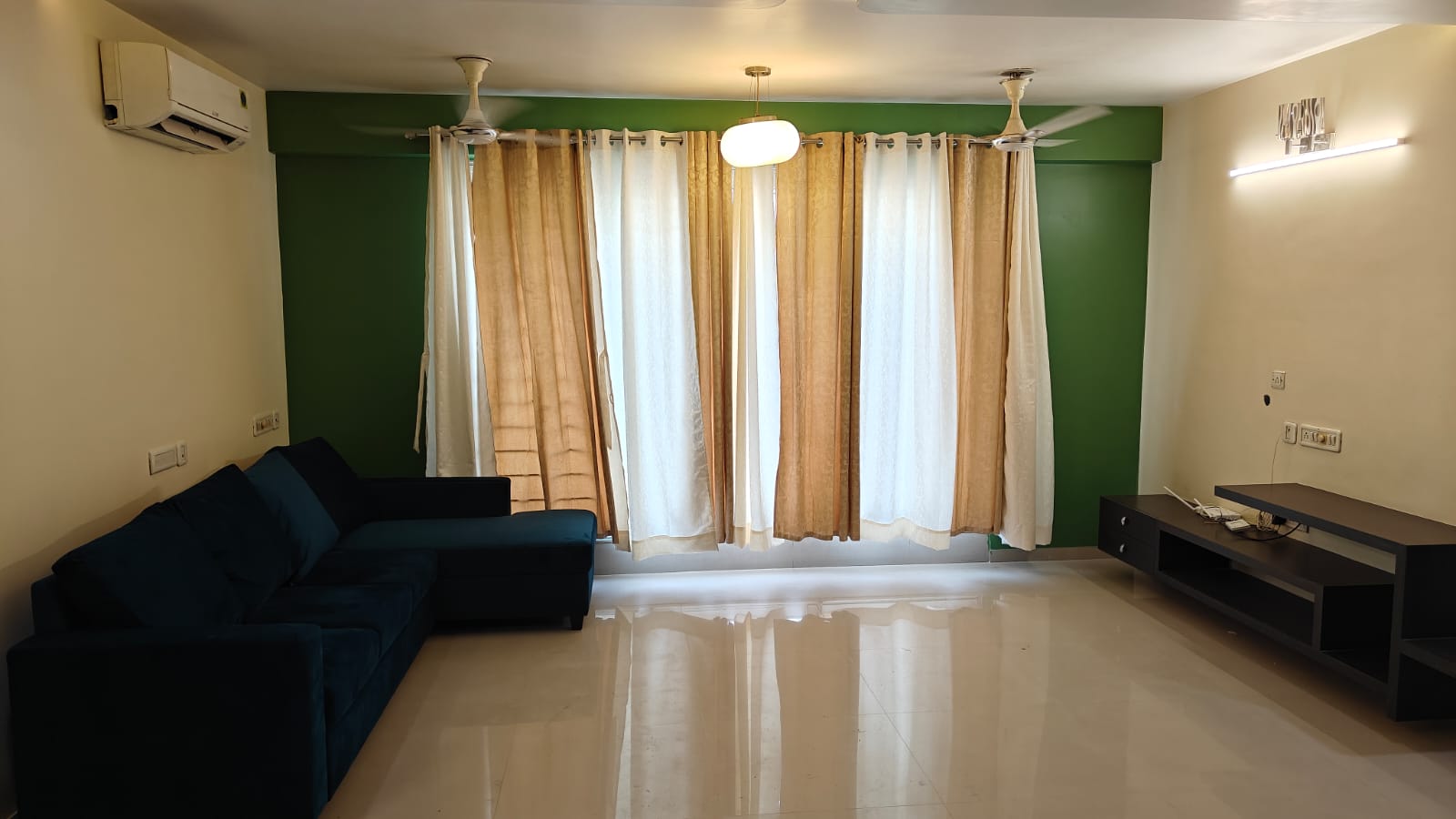 4 BHK Apartment For Rent in Flat For Rent 