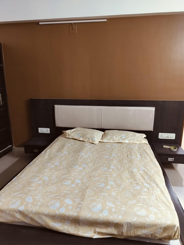 Bedroom, bodakdev 4 Bedroom 3250 Sq.Ft. Apartment In Bodakdev Ahmedabad 8918452