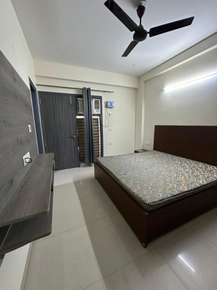 Kitchen, mvl-ipark 2 Bedroom 1000 Sq.Ft. Builder Floor In Sector 15 Gurgaon 8918447