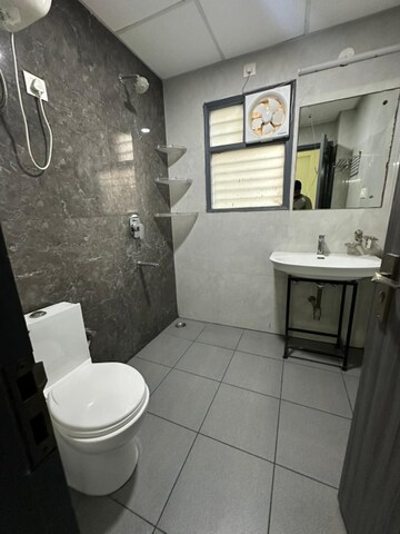 Bathroom in 2 BHK Builder Floor at MVL IPark, Sector 15 – for Rent
