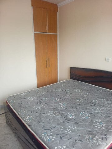 Bedroom in 2 BHK Builder Floor at MVL IPark, Sector 15 – for Rent