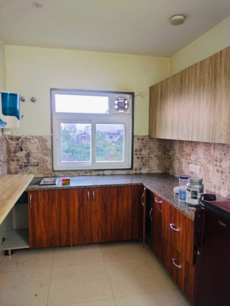 Kitchen, mvl-ipark 1 Bedroom 600 Sq.Ft. Builder Floor In Sector 15 Gurgaon 8918572