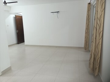 Room in 3 BHK Apartment at Lotus Panache, Sector 110 – for Rent