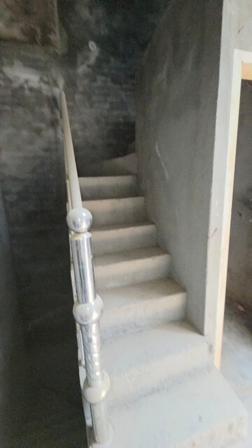 Staircase in 3 BHK Villa at Manmohan Nagar – for Sale