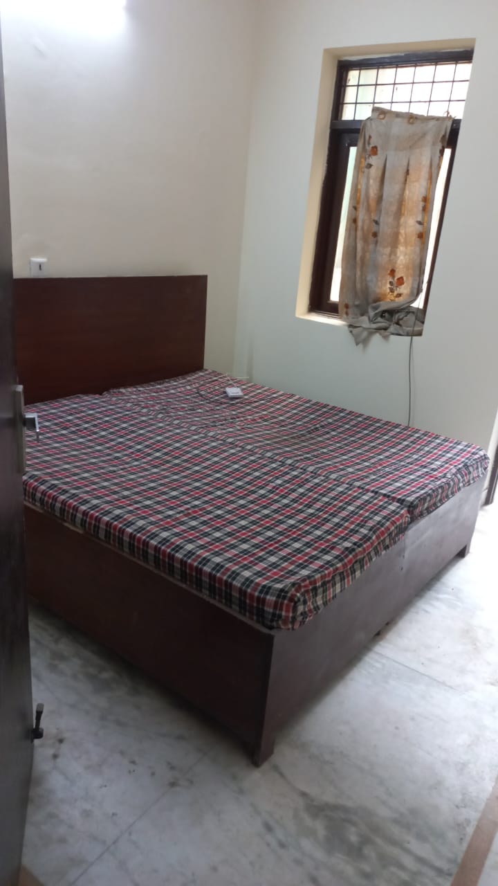 1 BHK Builder Floor For Rent in Ansal Sushant Lok I