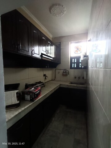 Kitchen in 3 BHK Apartment at Eldeco Ananda, Sector 48 – for Rent