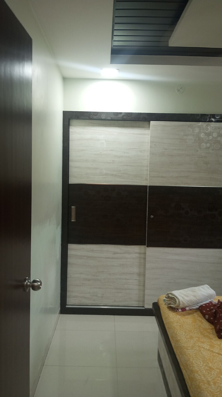 Bathroom, raunak-unnathi-woods-phase-7-a-and-b 1 Bedroom 416 Sq.Ft. Apartment In Ghodbunder Road Thane 8918652