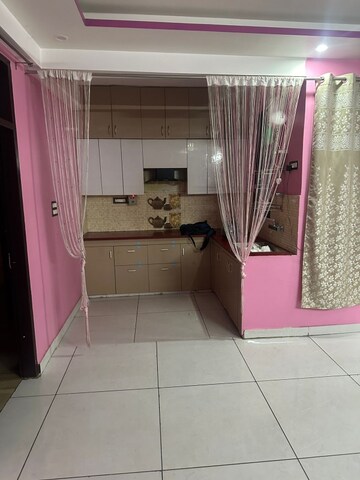 Kitchen in 3 BHK Apartment at DLF Star Mall, Sector 30 – for Rent