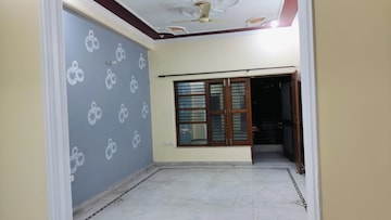 Room in 2 BHK Builder Floor at Sector 31 – for Rent
