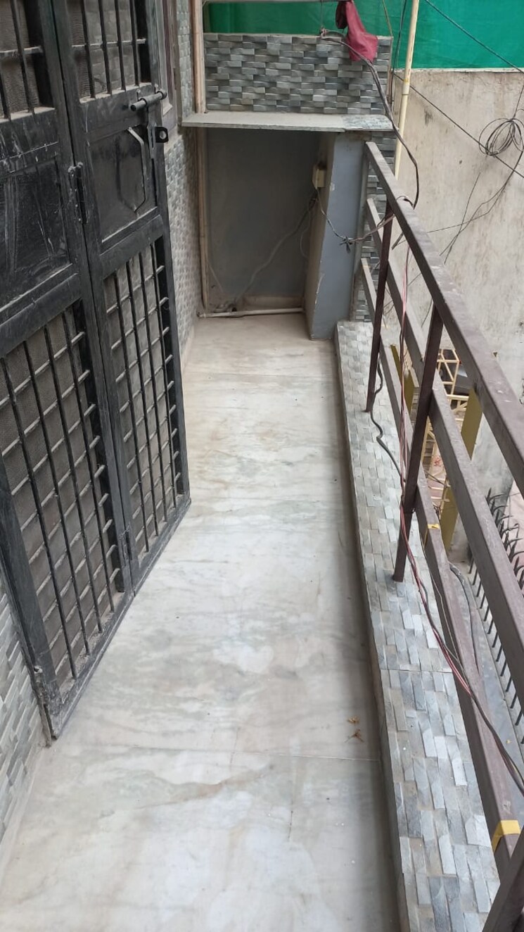 Balcony, ansal-sushant-lok-i 1 Bedroom 60 Sq.Yd. Builder Floor In Sector 43 Gurgaon 8918717