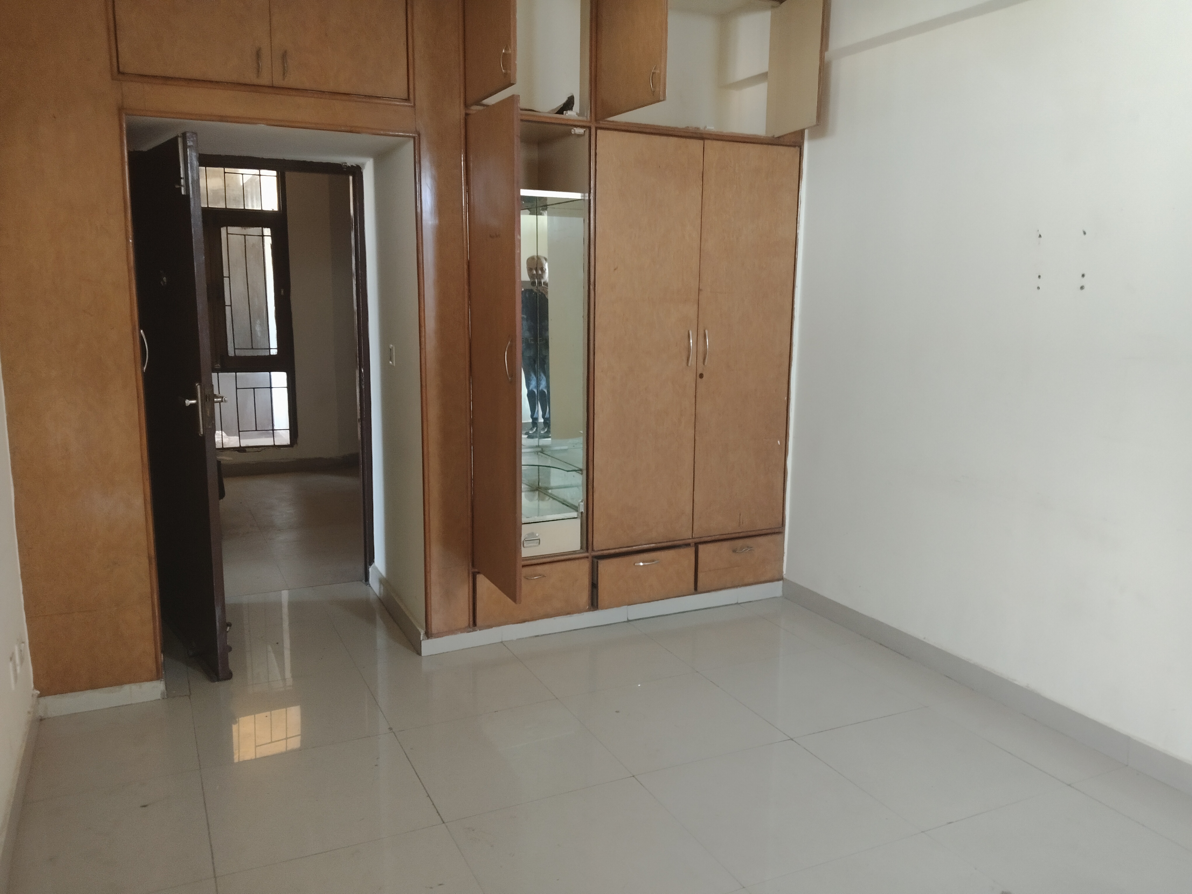 3 BHK Apartment For Rent in Sector 21c