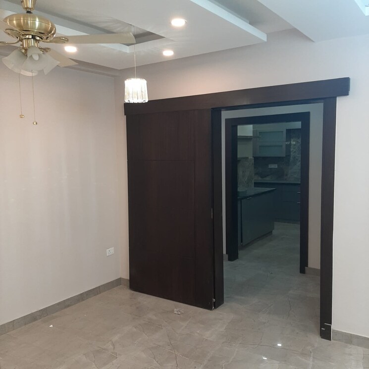 Room, today-princeton-floors 3 Bedroom 215 Sq.Yd. Builder Floor In Sector 51 Gurgaon 8918714