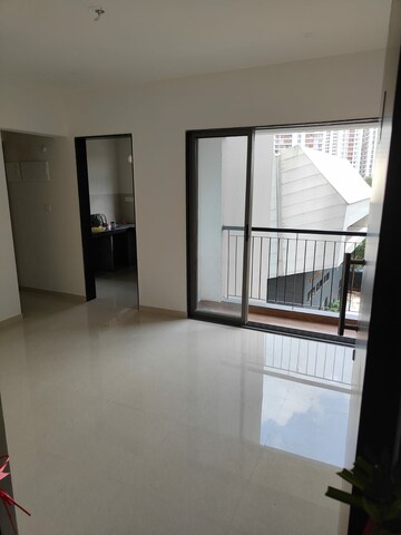 1 BHK Apartment For Sale in Unnathi Woods Phase 3, Ghodbunder Road