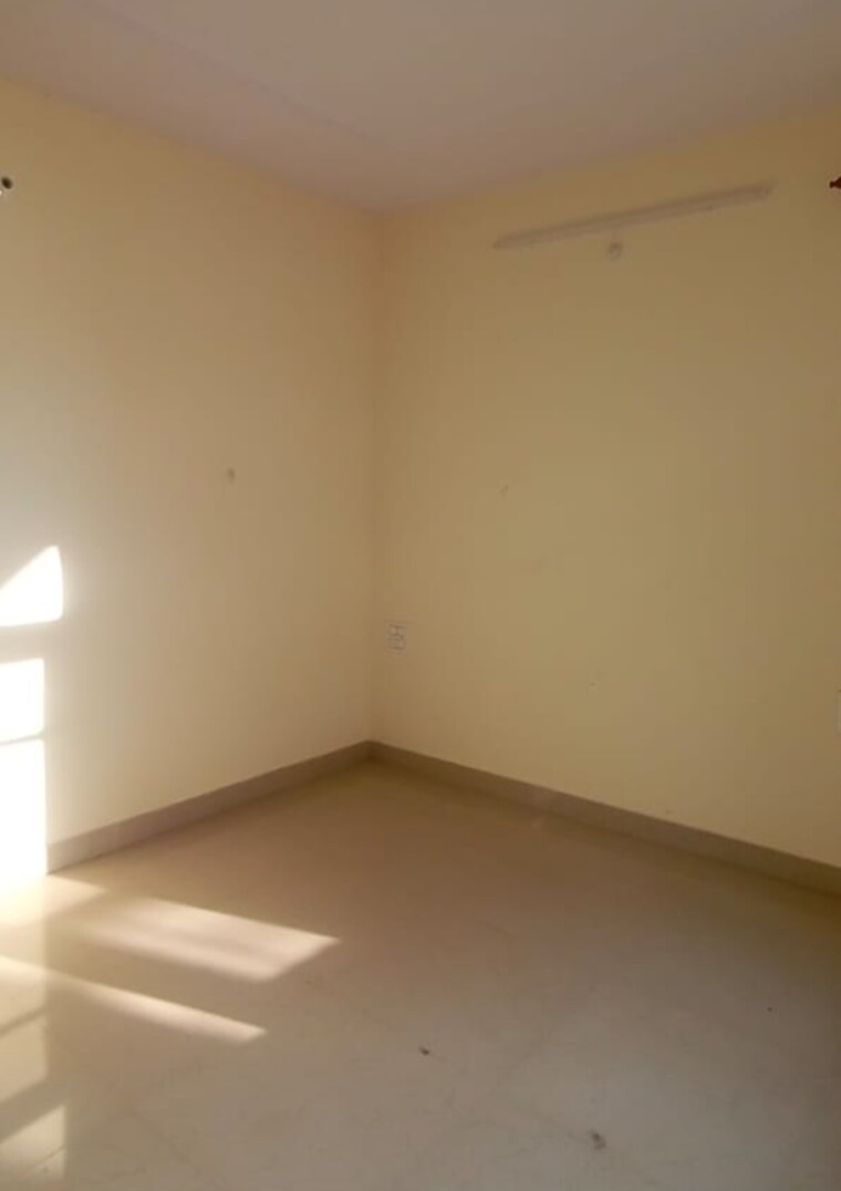 Room, new shimla 3 Bedroom 1100 Sq.Ft. Apartment In New Shimla Shimla 8918748