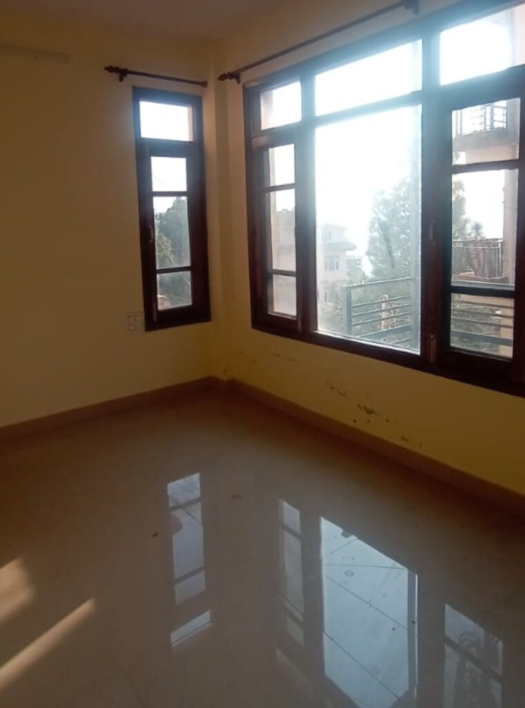 Room, new shimla 3 Bedroom 1100 Sq.Ft. Apartment In New Shimla Shimla 8918748