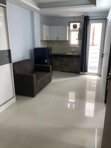 Bathroom in 1 BHK Builder Floor at Ameya One, Sector 42 – for Rent