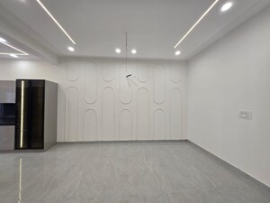 3 BHK Apartment For Sale in Pir Machalla