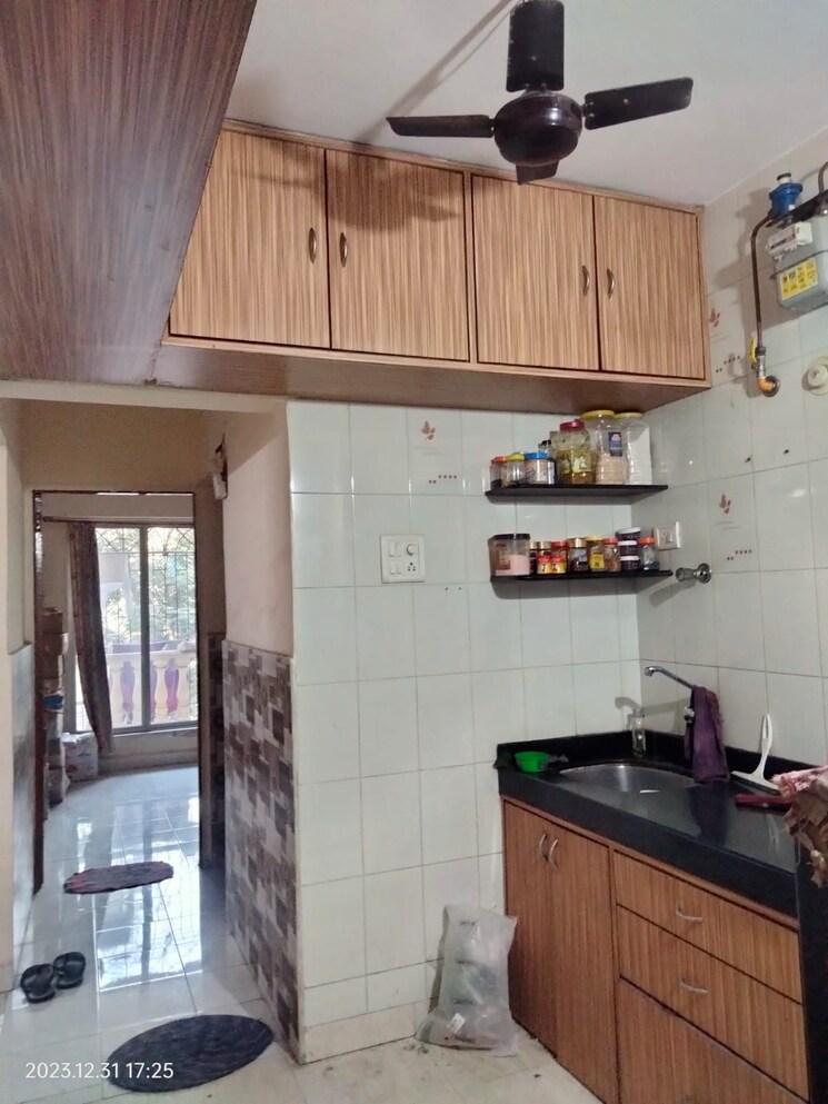 Kitchen, shreeji-enclave-chs 1.5 Bedroom 750 Sq.Ft. Apartment In Kharghar Sector 12 Navi Mumbai 8919042