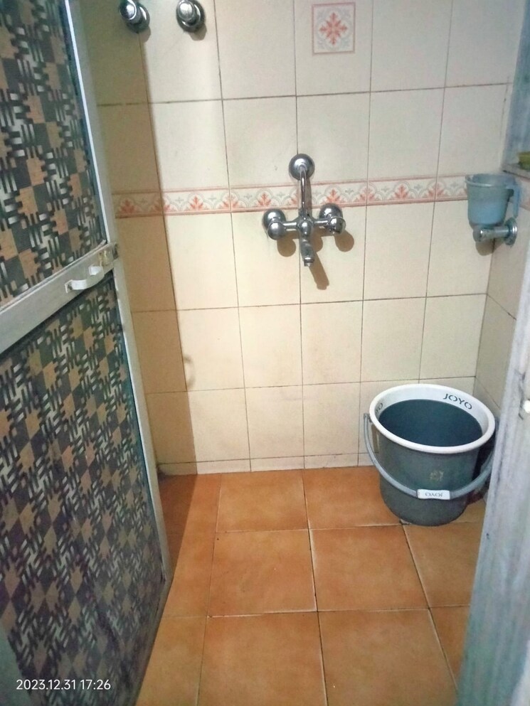 Bathroom, shreeji-enclave-chs 1.5 Bedroom 750 Sq.Ft. Apartment In Kharghar Sector 12 Navi Mumbai 8919042