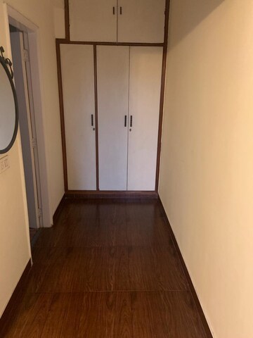 Building Lobby in 2 BHK Apartment at Unitech Heritage City, Sector 25 – for Rent